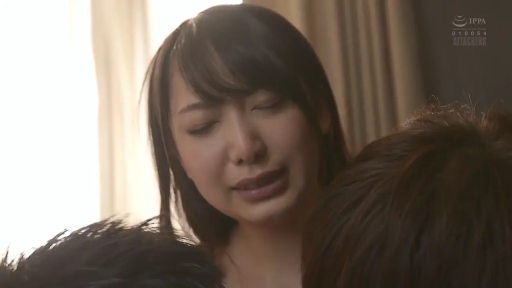 室内 · 性交 · 脸部 · 拥抱 · 裸体 · 哭泣 · 日本AV