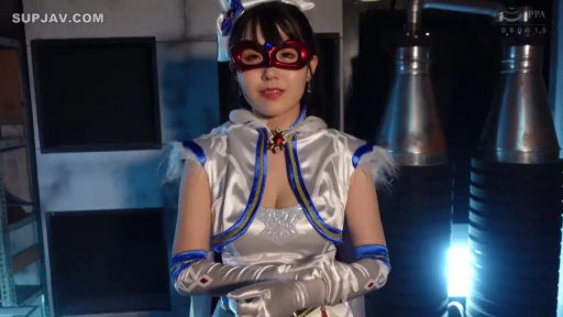 站立 · 半身特写 · 摄影棚 · コスプレ衣装