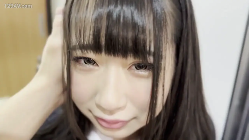 室内 · 坐姿 · 微笑 · 近景 · JK制服 · 清纯 · 挑逗 · 书包