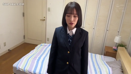 室内 · 面部 · 站立 · 交流 · 双马尾 · 粉色衬衫 · 忧虑