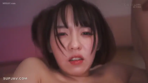 室內 · 臉部特寫 · 迷離 · 仰臥 · 裸體 · 特寫 · 受孕