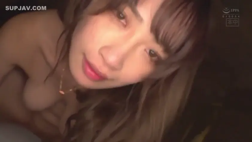 室内 · 脸部特写 · 半裸