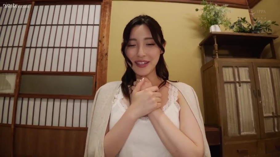 室内 · 性交 · 胸部 · 全裸 · 陶醉 · 仰卧 · 男女 · 红色软垫