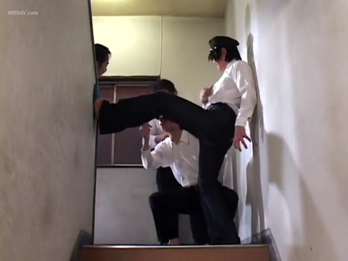 室内 · 脸部特写 · 迷离 · 性高潮 · 裸露 · 成人 · 仰面