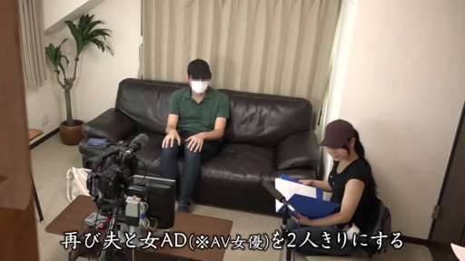 性交 · 全裸 · 卧室 · 享受 · 特写 · 乳房 · 卧姿 · 床单