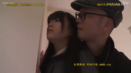 室内 · 眼镜 · 脸部特写 · 站立 · 职业装 · 痴汉 · 害怕 · 紧贴