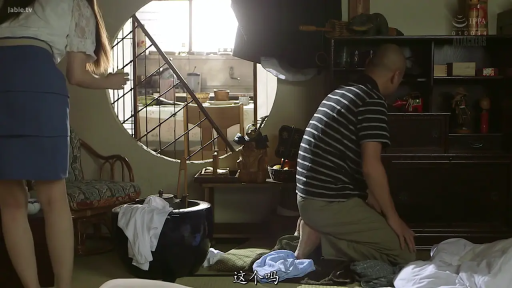 和室 · 平静 · 跪き姿勢 · プロット · 遠景 · 家具 · 日常装 · 家务