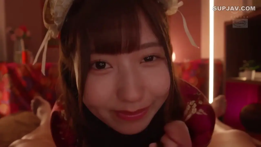 室内 · 俯身 · 专注 · 阴茎 · 裸露 · 口交行为 · 面部与器官特写 · 极近距离