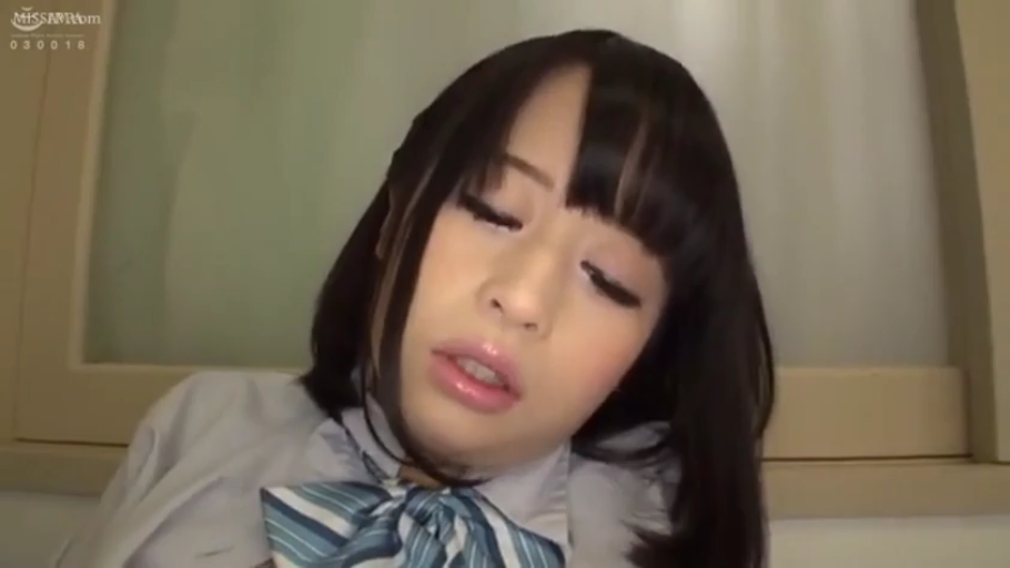 室内 · 面部 · 制服 · 侧卧 · 失神 · 发呆