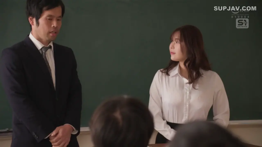 凝视 · 专注 · 教室 · 站立 · 中景 · 职业裙 · 黑板 · 剧情设定