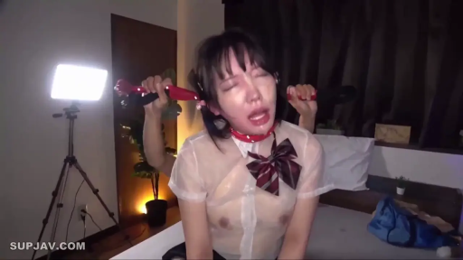 寝室 · 全景 · 跪き姿勢 · BDSM · 苦痛 · 项圈 · 透视校服 · 牽引される