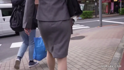 性交 · 办公室 · 办公桌 · 臀部 · 丝袜 · 微笑 · OL制服 · 趴伏