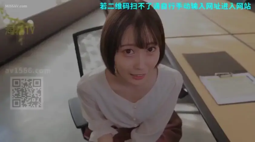 坐姿 · 办公室 · 半身 · 职业装