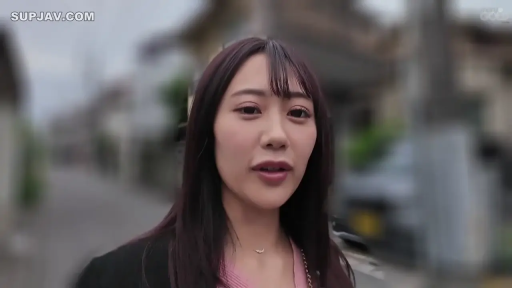 站立 · 谈话 · カジュアルウェア · 户外街道 · 顔のクローズアップ · 自然表情 · モーションキャプチャ