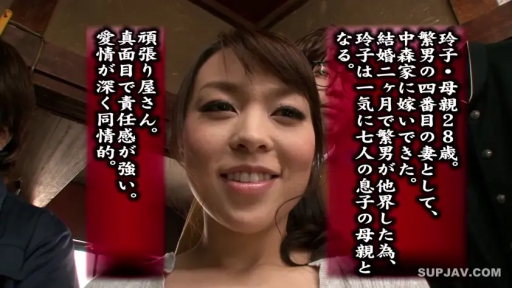 Indoor · Close-up of the face · Smile · Sit properly. · Gaze · Casual clothes · 文字叠加