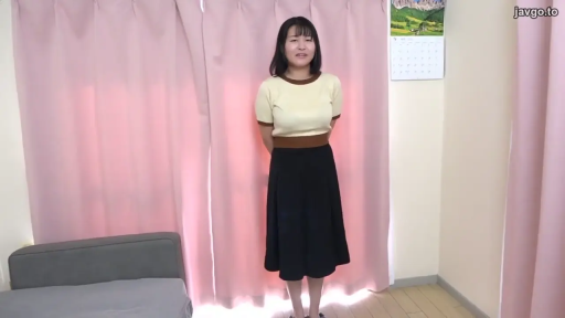 脸部特写 · 卧室 · 马赛克 · 迷离 · 趴姿 · 白色内衣 · 手淫