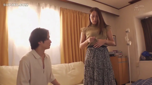 沙发 · 中景特写 · 室内客厅 · 站立姿勢 · 碎花长裙 · 严肃表情 · 解衣交谈 · 有码剧情