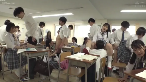 校服 · 教室 · 全景