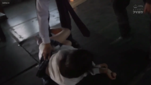 仓库 · 桌椅 · 制服 · 剧情向 · 不清晰 · 强行带走 · 被扛起