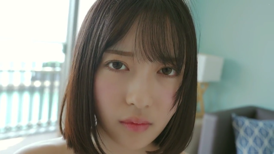 室内 · 裸体 · 手部 · 躺姿 · 口腔特写 · 张嘴 · 口内射精 · 大量精液