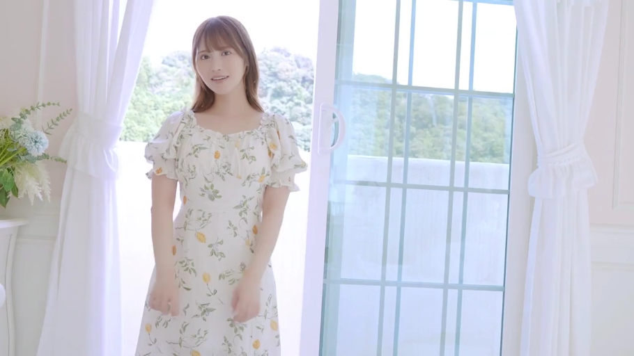 全裸 · 马赛克 · 躯干 · 陶醉 · 自慰 · 枕头 · 仰卧 · 床上