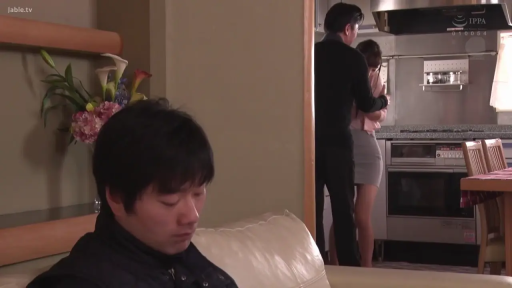 Medium shot · Kitchen · Casual wear