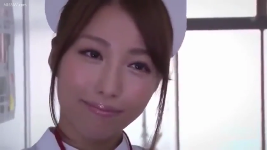 室内 · 护士服 · 脸部特写 · 微笑 · 对视 · 正面