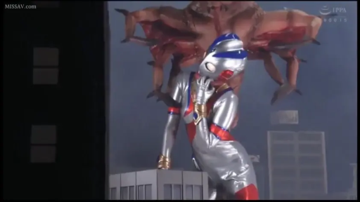 全身 · 站立 · 紧身衣 · 被捕获 · 微缩城市