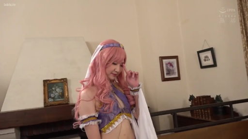 站立 · 摆拍 · 微笑 · リビング · 半身 · 头饰 · 粉发 · 异域Cosplay