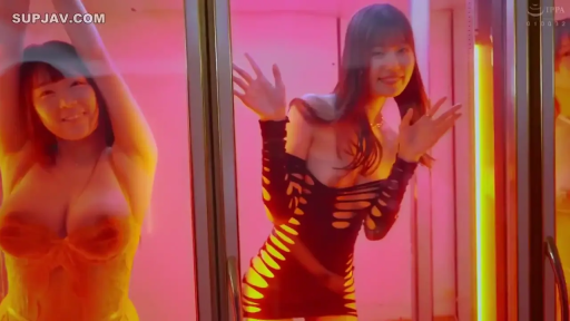 中景 · 举手 · 笑容 · 粉色灯光 · 玻璃隔断 · 招手 · 镂空紧身裙 · 室内橱窗