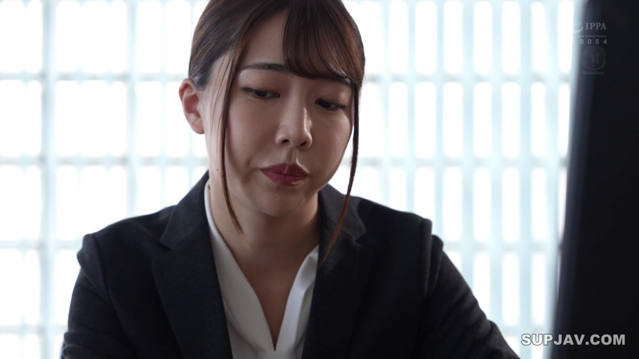 马赛克 · 性行为 · 私处特写 · 沙发 · 学生制服 · 仰卧抬腿 · 校园题材 · 遮脸