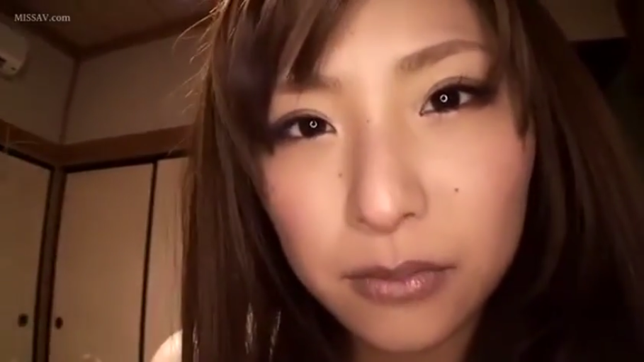 坐姿 · 全裸 · 卧室 · 椅子 · 模糊 · 束缚性交 · 分屏