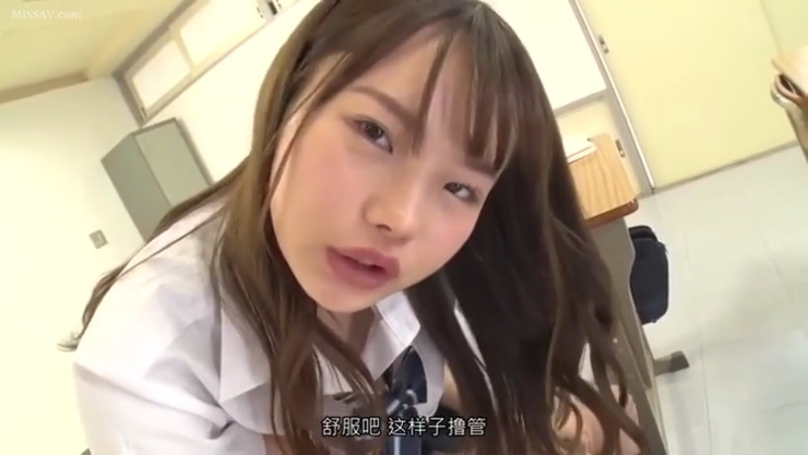 坐姿 · 忧郁 · 卧室 · 全景 · 台灯 · 书籍 · 居家服 · 打电话