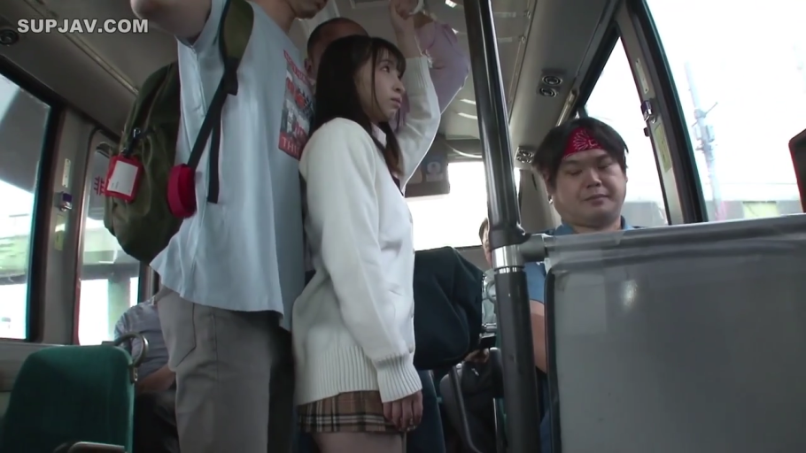 性行为 · 享受 · 后入式 · 臀部 · 坐垫 · 碎花和服 · 榻榻米房 · 露骨内容