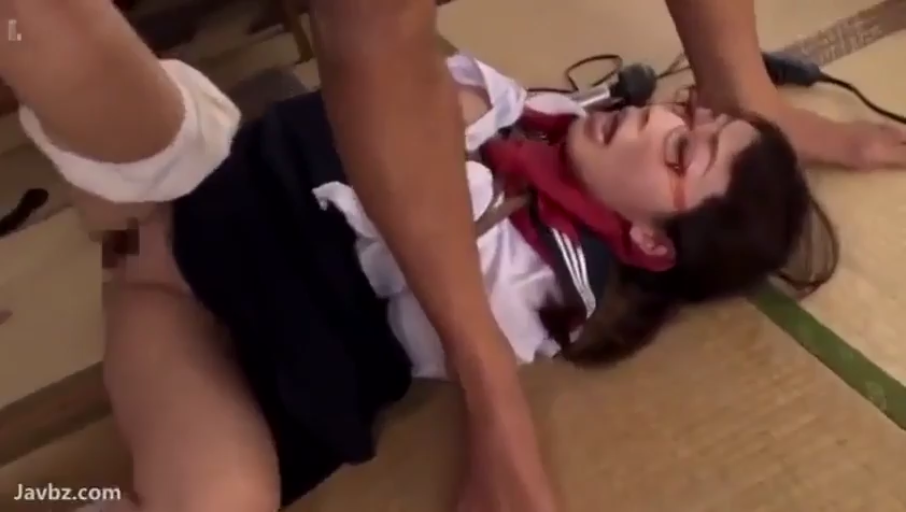 性交 · 销魂 · 和室 · 榻榻米 · 水手服 · 正常位 · 日本AV