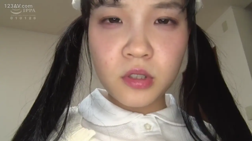 投入 · 拥抱 · 接吻 · 林地 · 情侣 · 近景特写 · 格子浴衣 · 模糊的前景道具